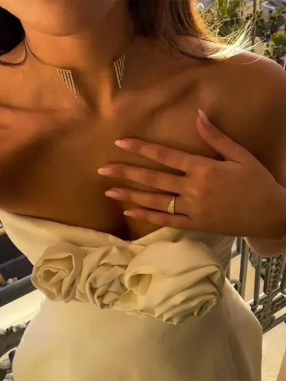Elegant 3D Floral Mini Strapless Dress - Image 3