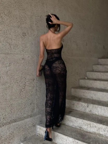 See-through Lace Strapless Dress - Image 4