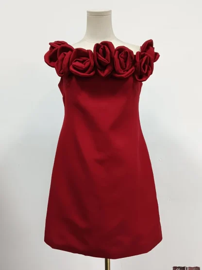 Off-shoulder Roses Strapless Dress - Image 6